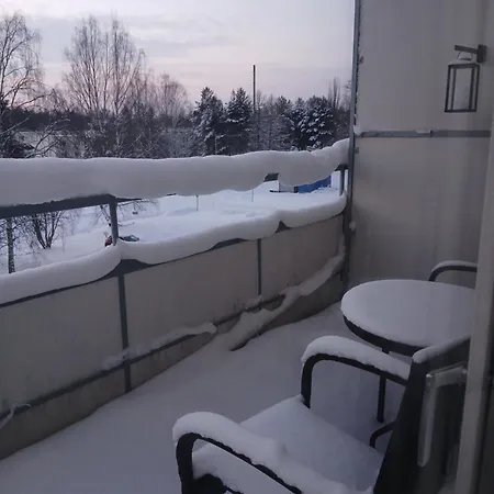 Kolmio Vaeinoelaentie 6 * Lieksa