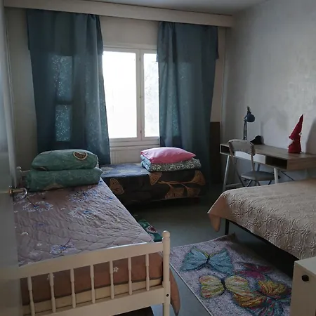 Kolmio Vaeinoelaentie 6 * Lieksa